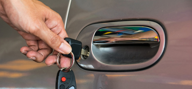 Car door lock repair in Rancho Calaveras